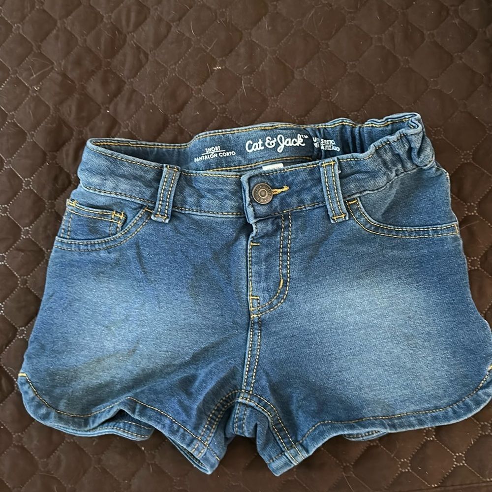 Cat & Jack Girl's Denim Jean Shorts Size 7/8 Adjustable Waist Casual Summer